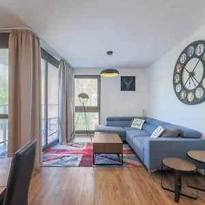 Apartmate- Heart Of Oldtown Apartment- Sauna & Security Apartament